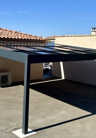 Création d'un carport solaire sur mesure à Narbonne