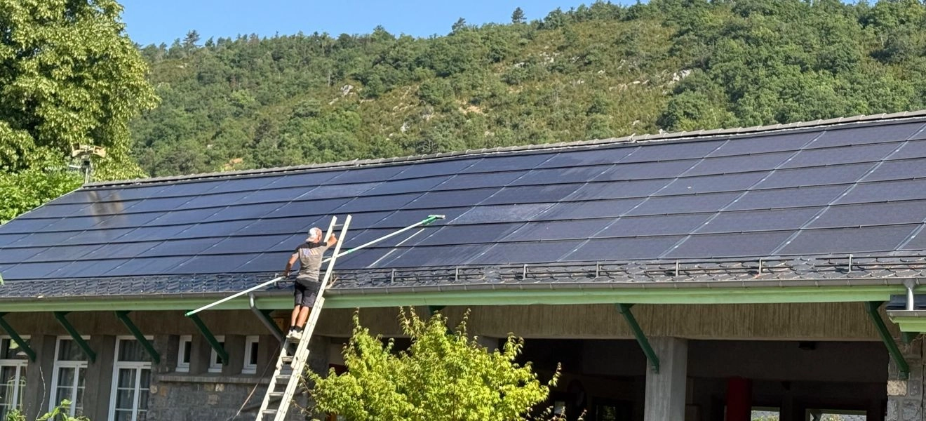 Nettoyage de panneaux photovoltaïques